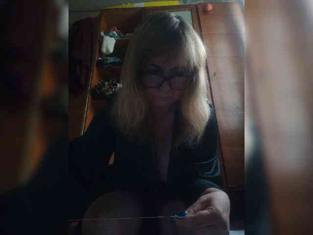 Alina1965 live female cam on bongacams
