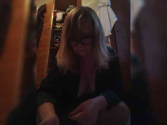 Alina1965 webcam