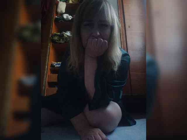 Alina1965 live female cam on bongacams