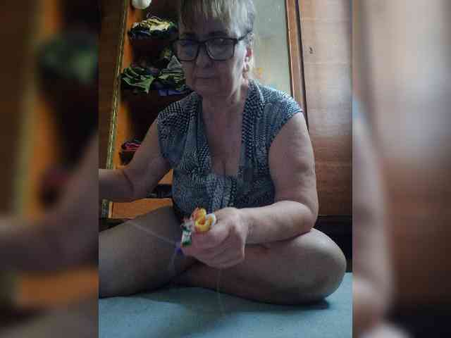 Alina1965 webcam