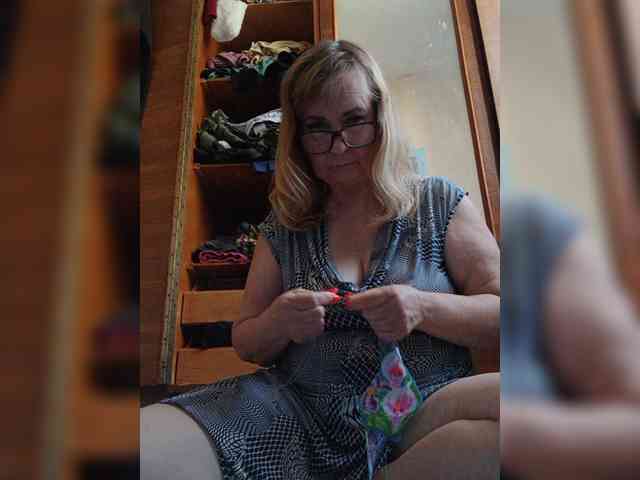 Alina1965 webcam