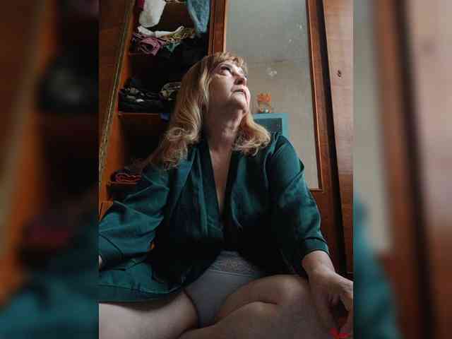 Alina1965 webcam