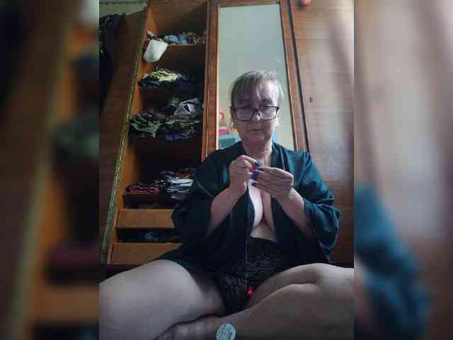 Alina1965 webcam