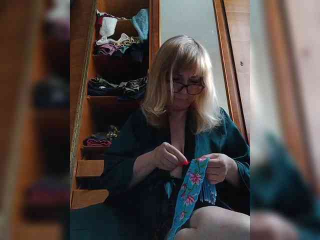Alina1965 webcam