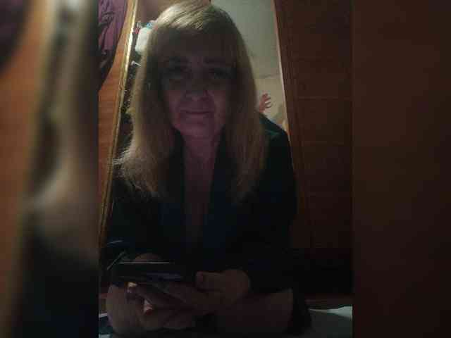 Alina1965 live female cam on bongacams
