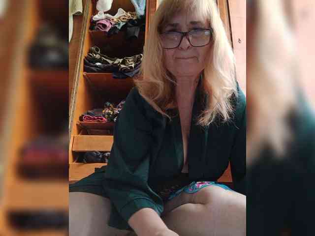 Alina1965 webcam
