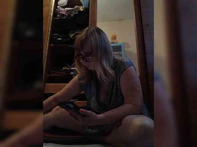 Alina1965 webcam