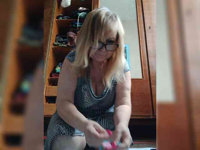 Alina1965 webcam