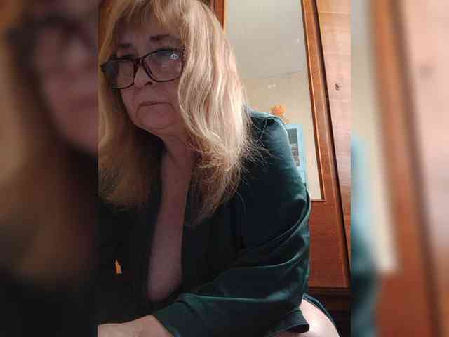 Alina1965 webcam