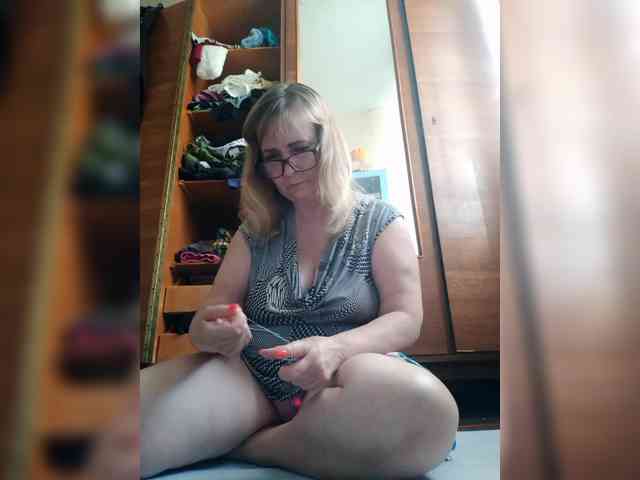Alina1965 webcam