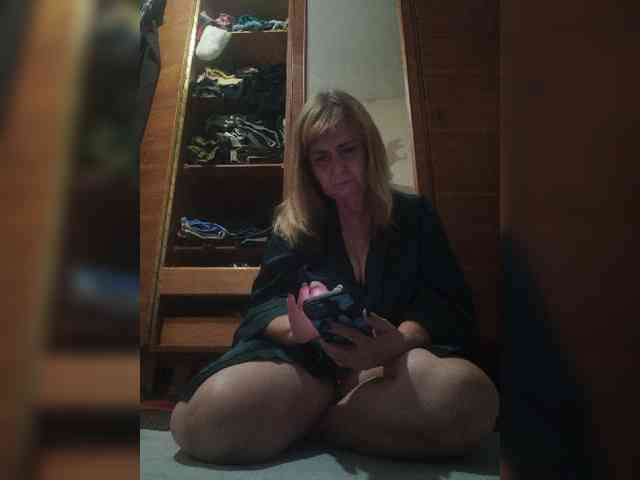 Alina1965 webcam