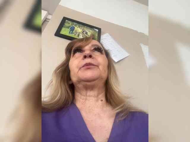 Alina1965 webcam