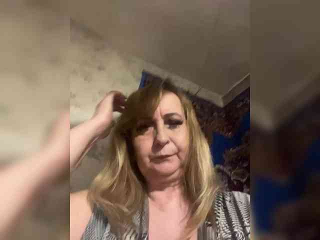 alina1965's live room