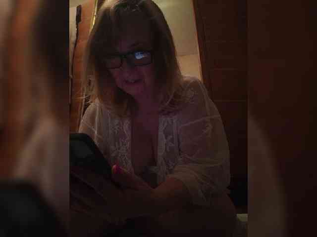 Alina1965 webcam