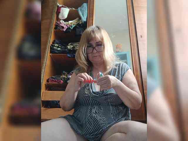 Alina1965 webcam