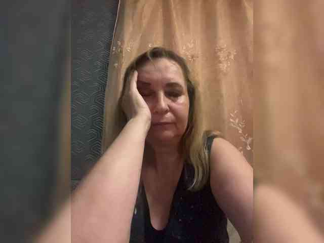 alina1965's live room