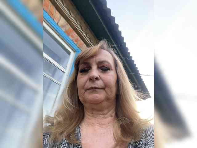 Alina1965 webcam
