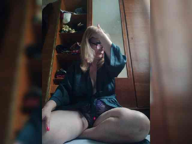 Alina1965 webcam