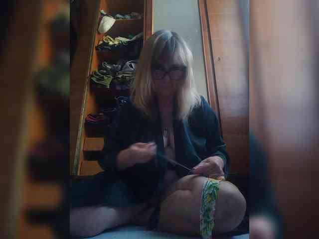 Alina1965 webcam