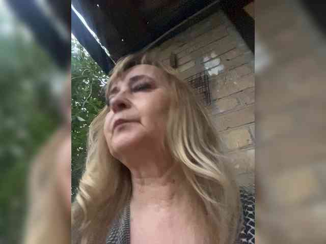 Alina1965 webcam
