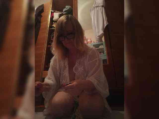 Alina1965 webcam