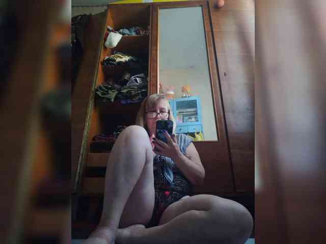 Alina1965 webcam