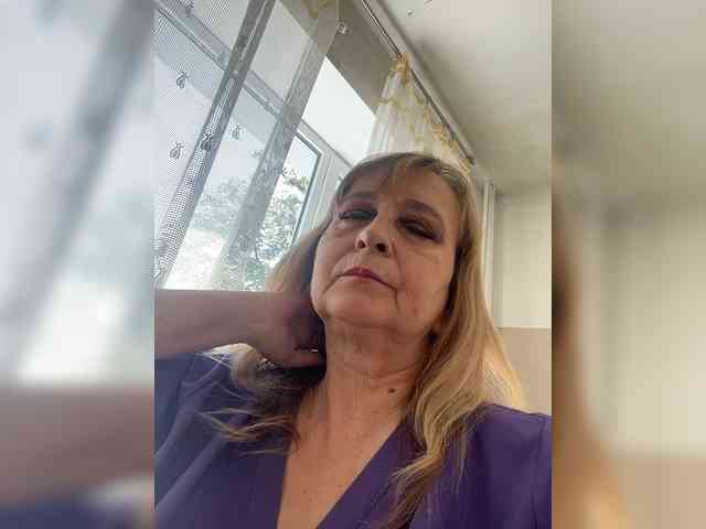 Alina1965 webcam