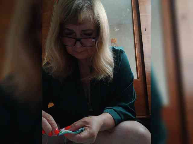 Alina1965 webcam