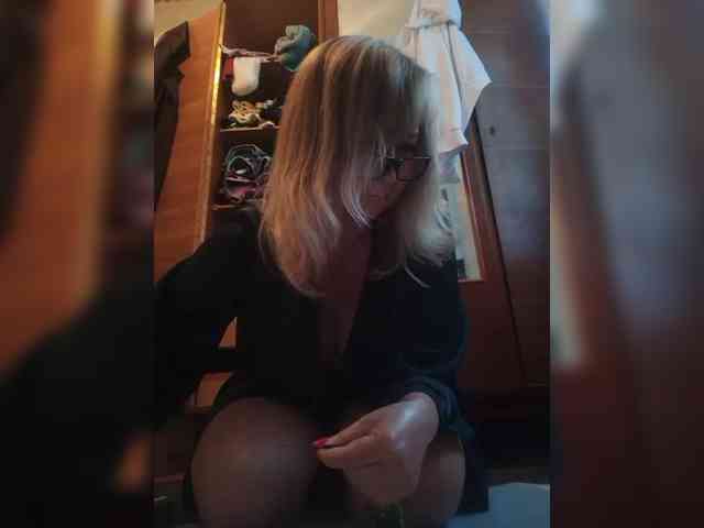 Alina1965 webcam