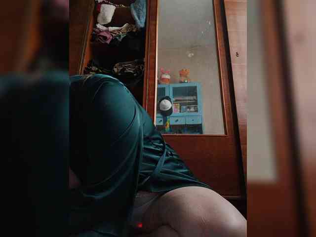 Alina1965 webcam