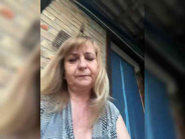 Alina1965 webcam