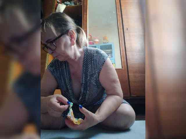 Alina1965 webcam
