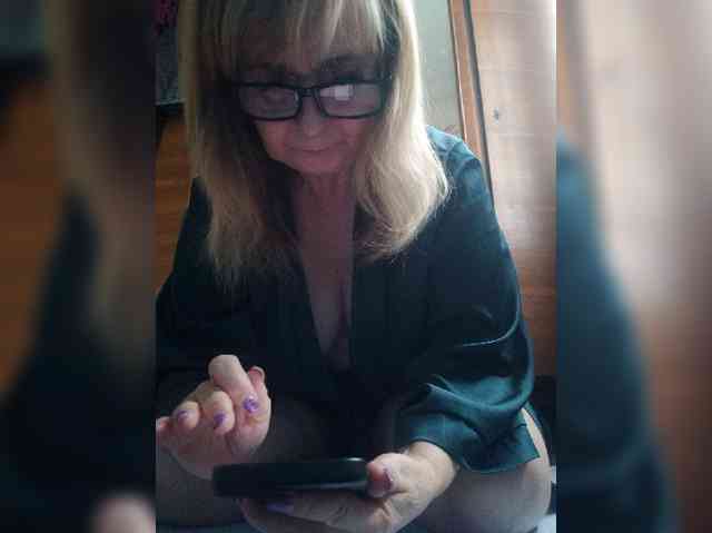Alina1965 webcam