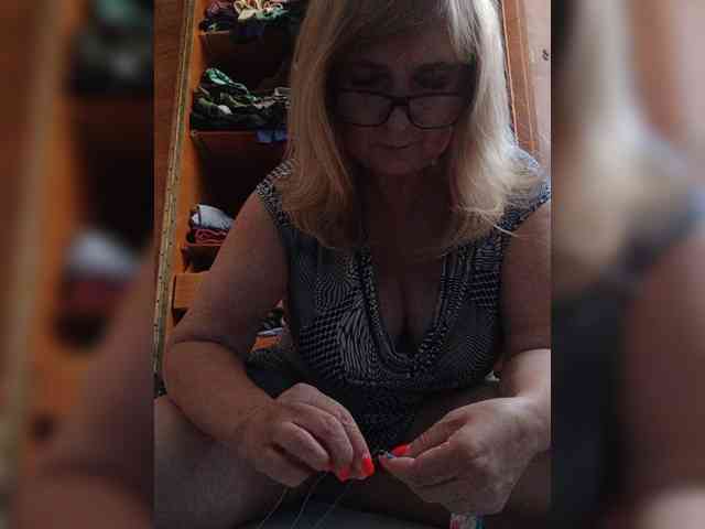 Alina1965 webcam