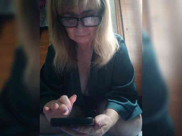 Alina1965 webcam