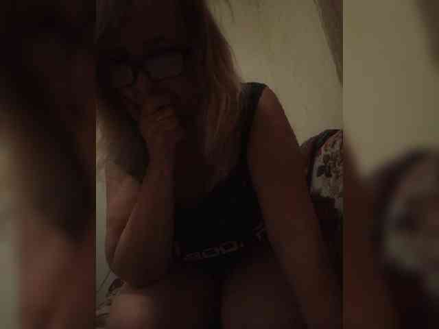 Alina1965 webcam