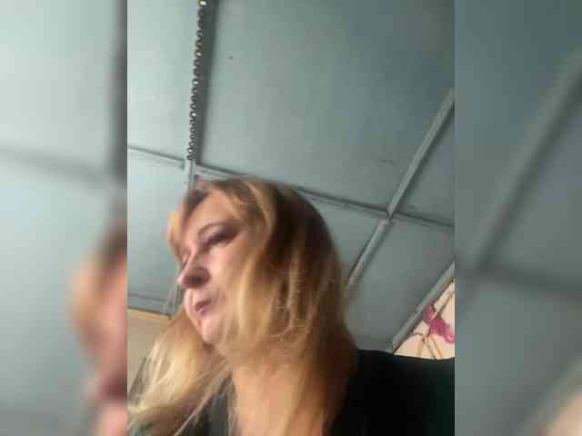 Alina1965 live female cam on bongacams
