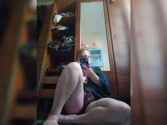Alina1965 webcam