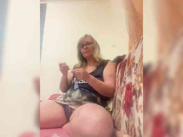 Alina1965 webcam