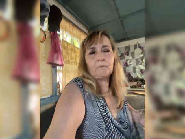Alina1965 webcam