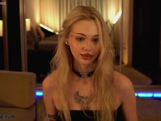 ManiFreyja Porn Show