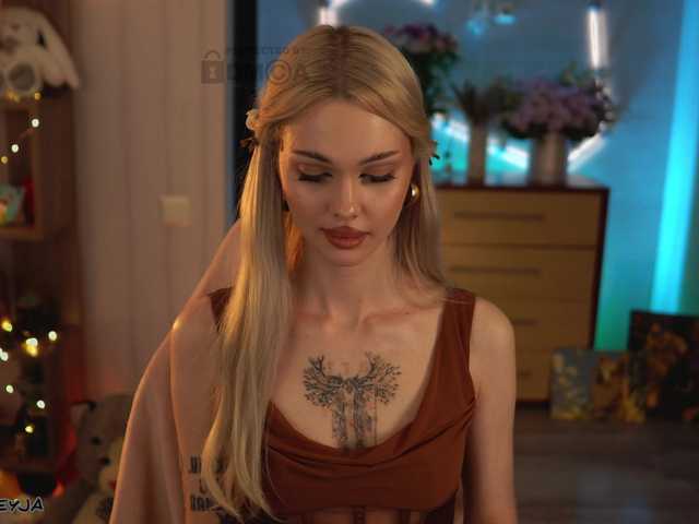 ManiFreyja's BongaCams show and profile