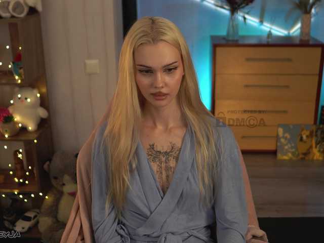 manifreyja live sex