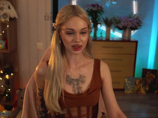 ManiFreyja's BongaCams show and profile