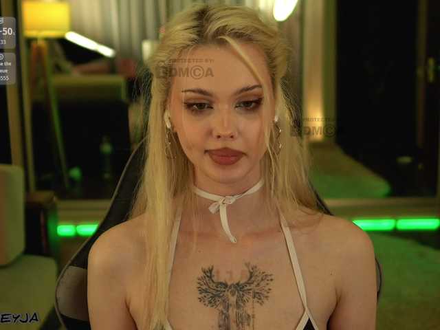 ManiFreyja live cam on BongaCams
