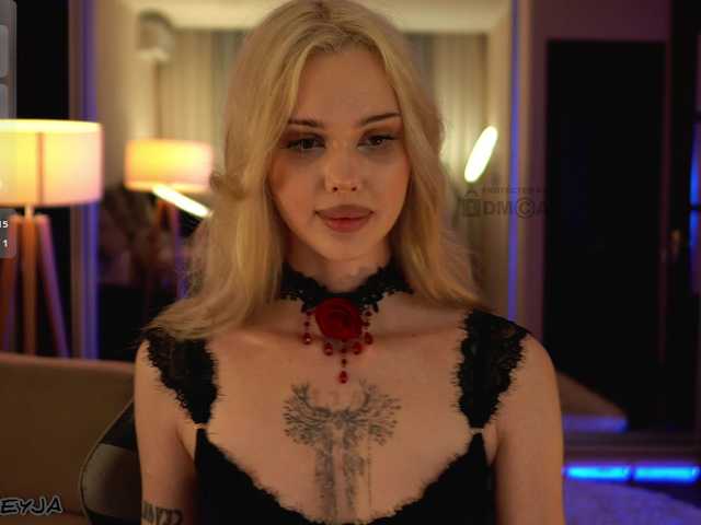 ManiFreyja Live Cam on BongaCams