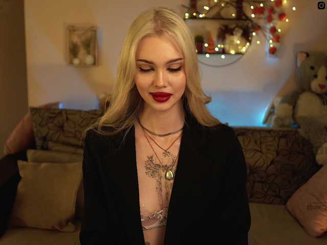 ManiFreyja live cam on BongaCams