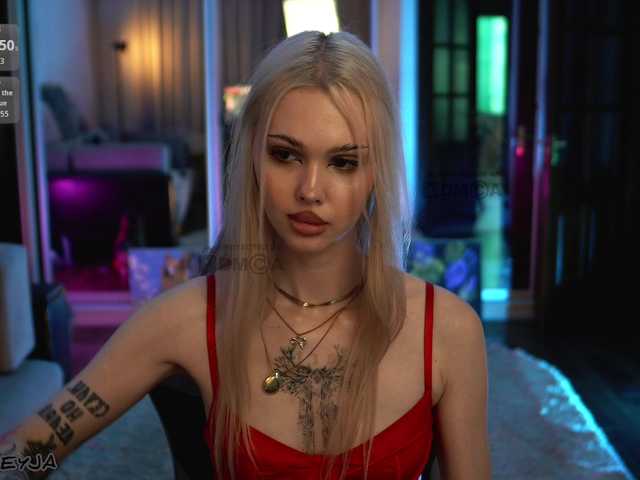 ManiFreyja live cam on BongaCams