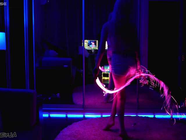 ManiFreyja live cam on BongaCams