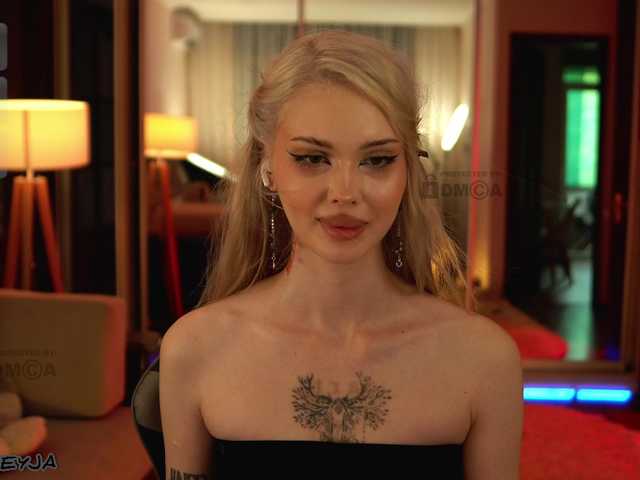 ManiFreyja live cam on BongaCams